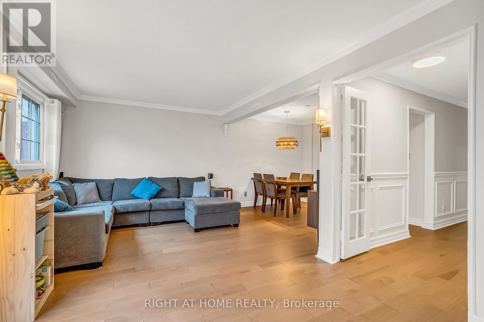 1205 SHAGBARK CRESCENT Image 9