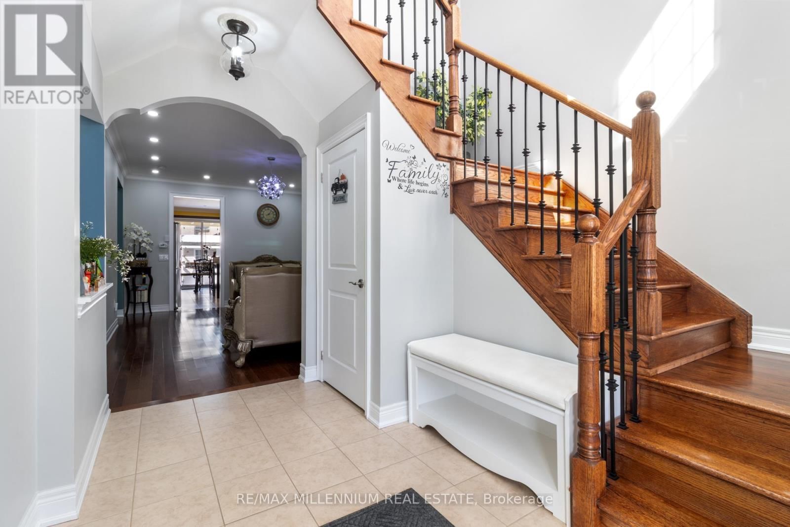 6 TRENTONIAN STREET Image 18