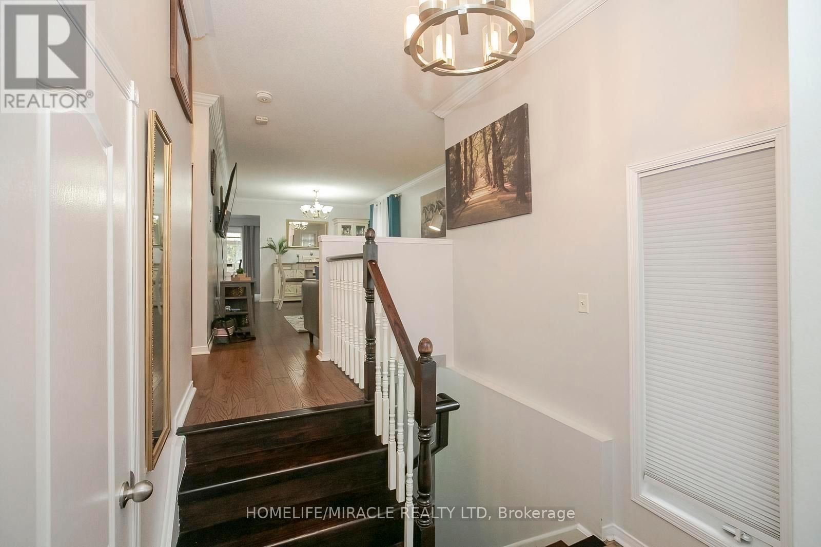 45 VINTAGE GATE Image 4