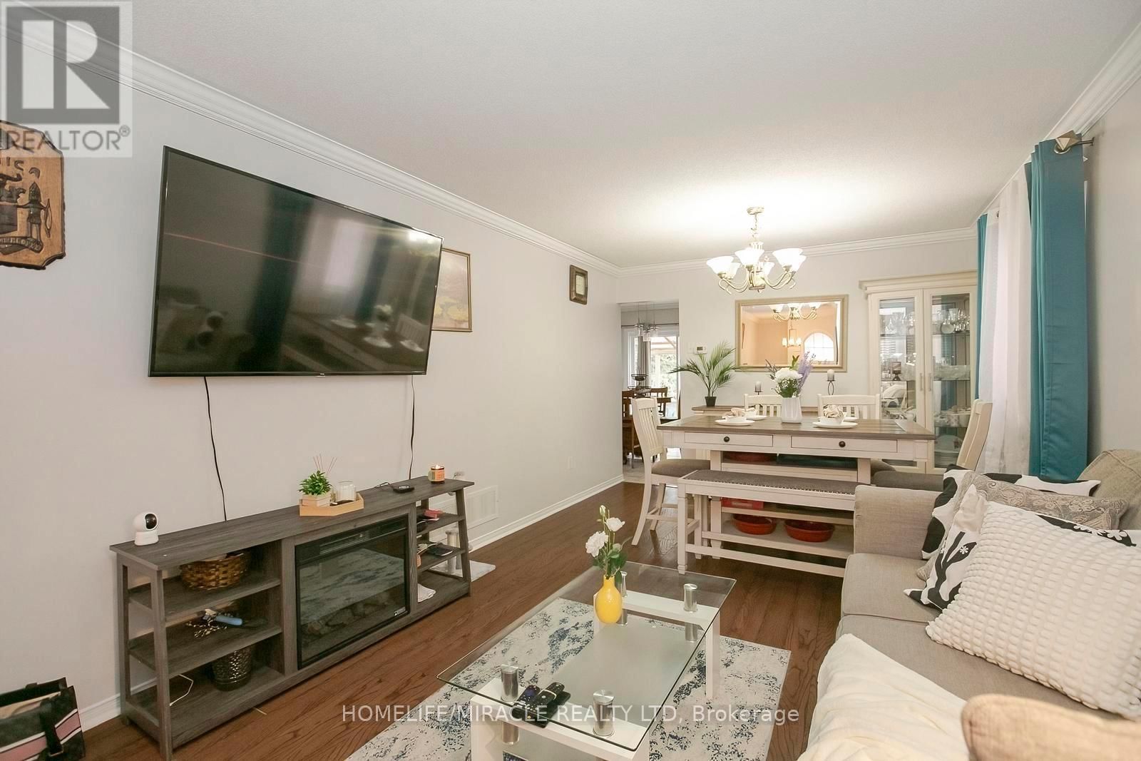 45 VINTAGE GATE Image 5