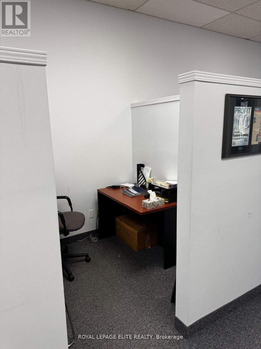 9 - 5160 EXPLORER DRIVE Image 17