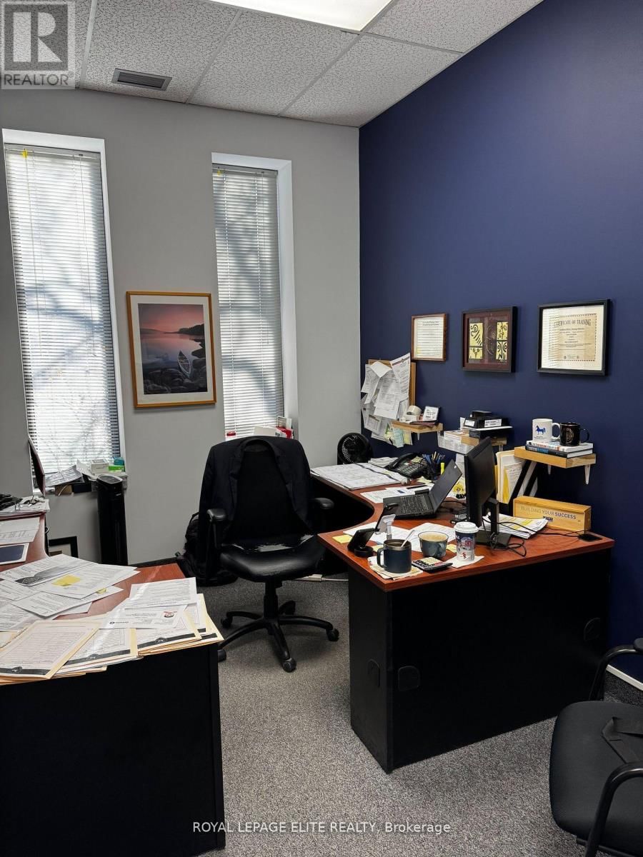 9 - 5160 EXPLORER DRIVE Image 9