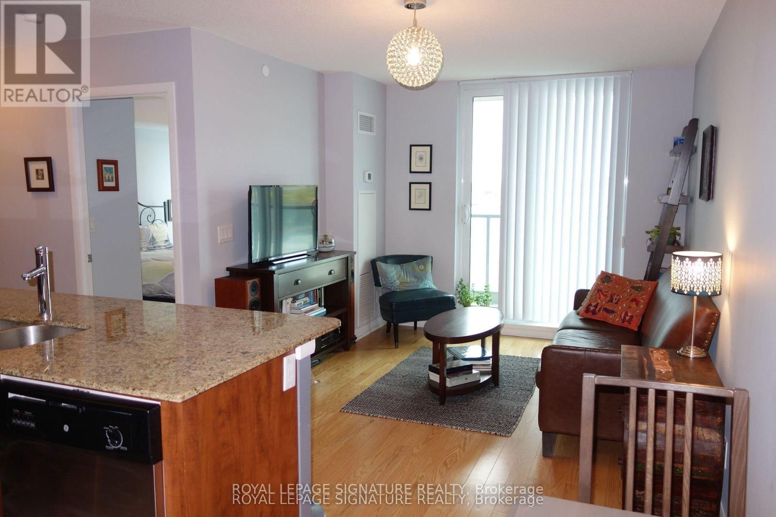 706 - 205 SHERWAY GARDENS ROAD Image 15