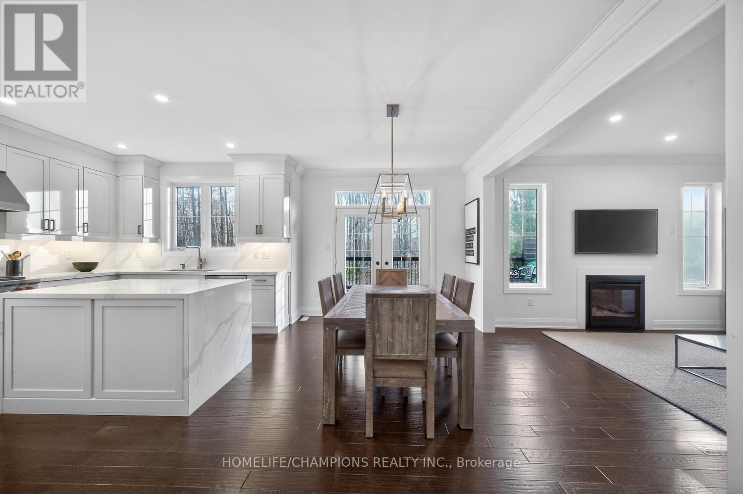 36 TRURO CIRCLE Image 14