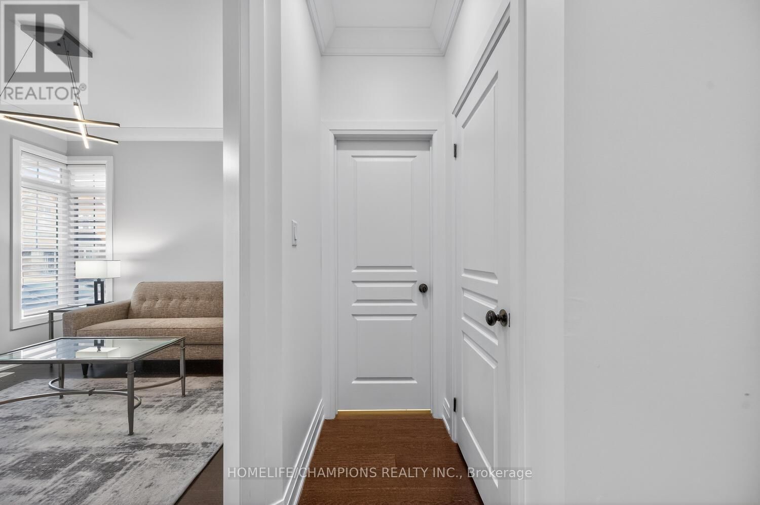 36 TRURO CIRCLE Image 25