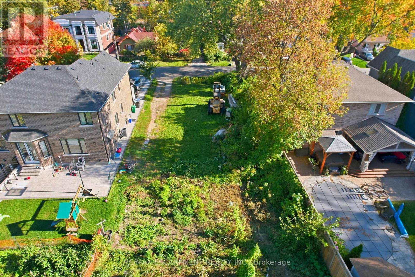 75 TROY STREET Image 10