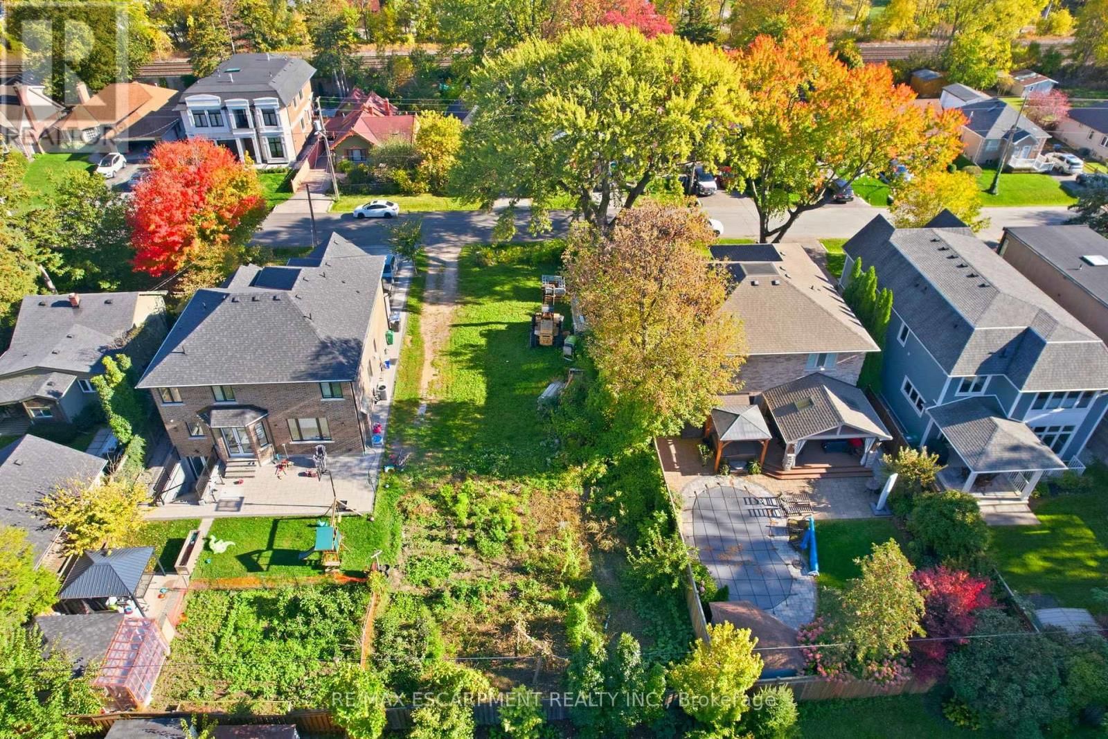 75 TROY STREET Image 16