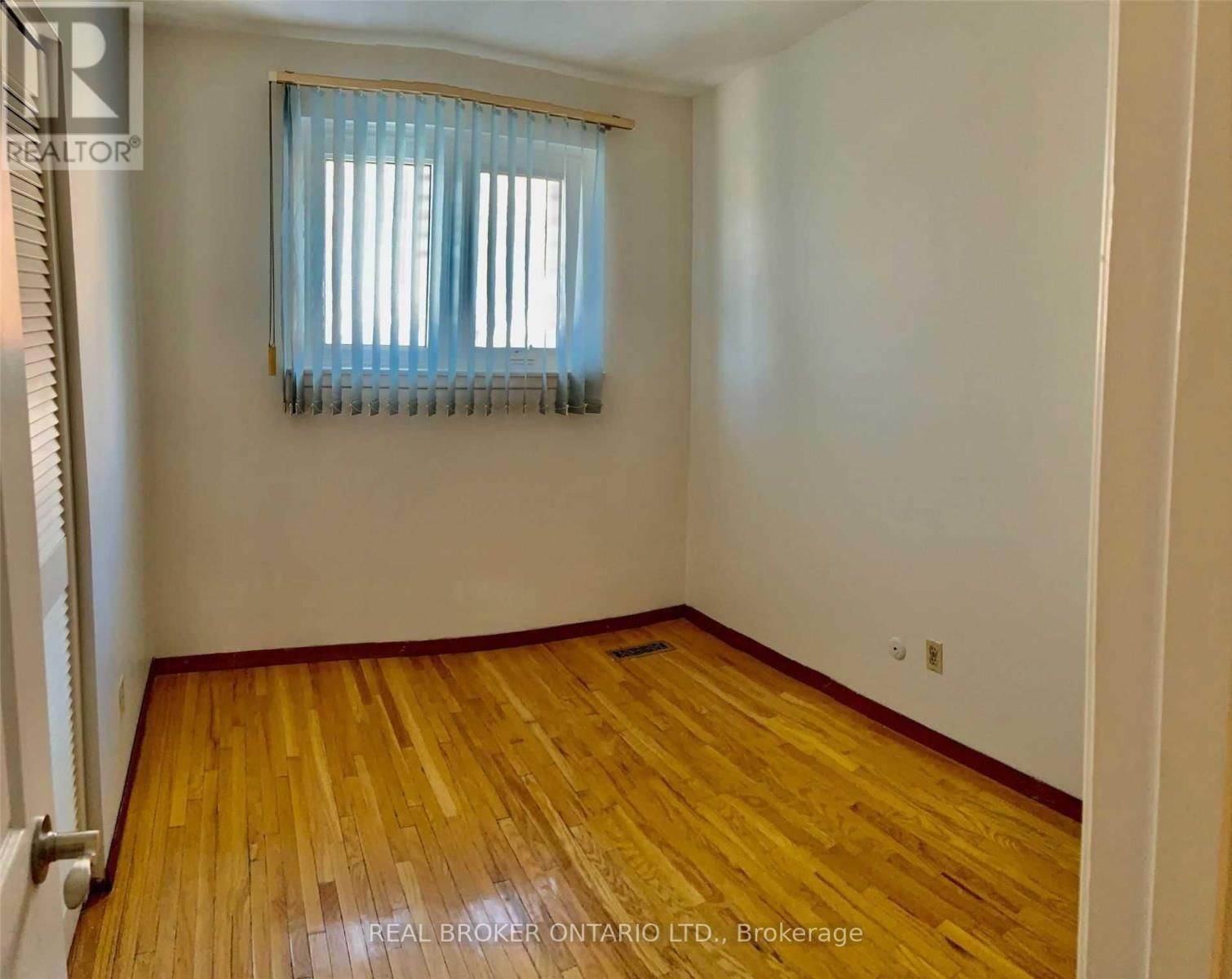 3364 CEDAR CREEK DRIVE Image 12