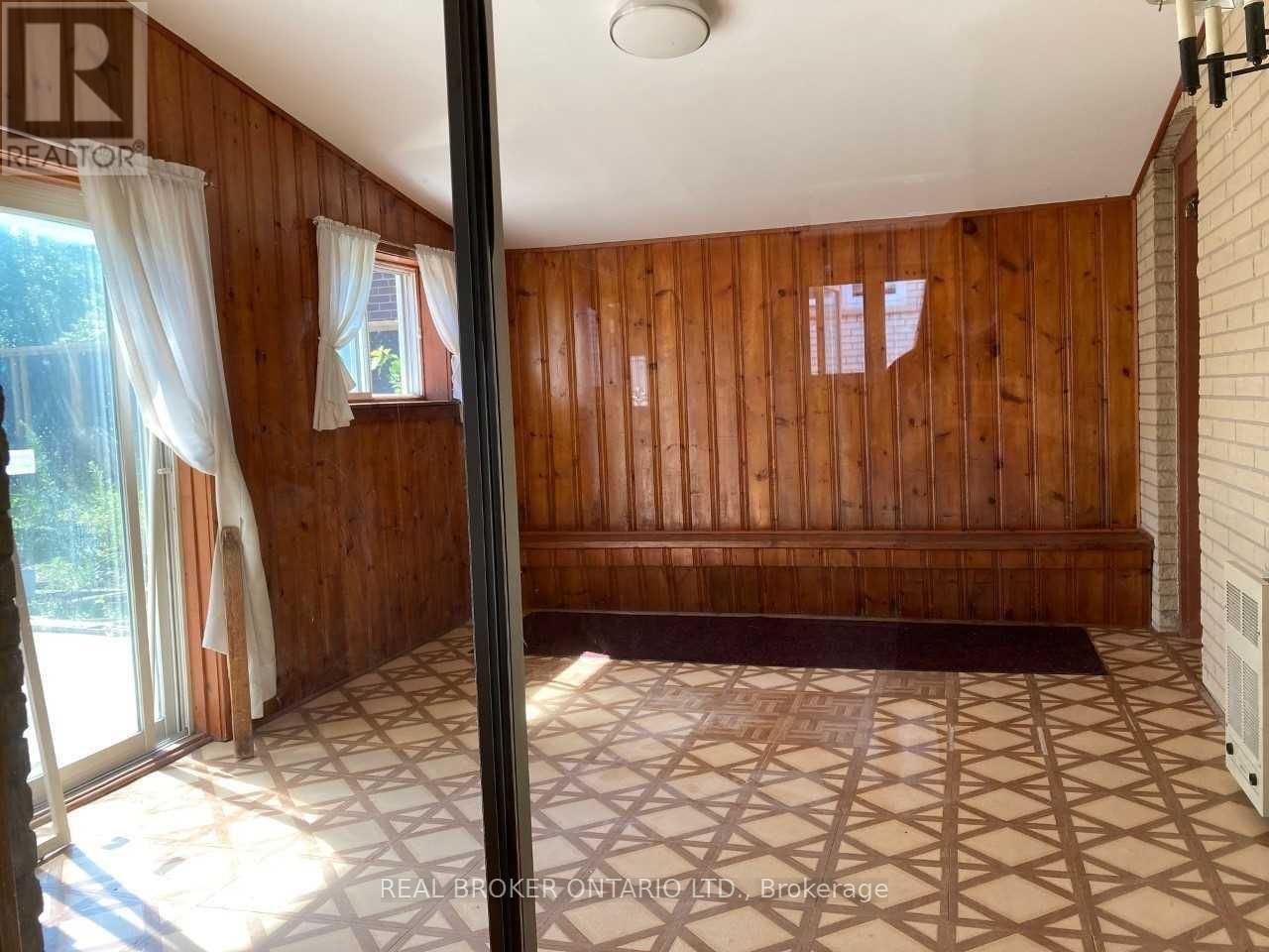 3364 CEDAR CREEK DRIVE Image 7