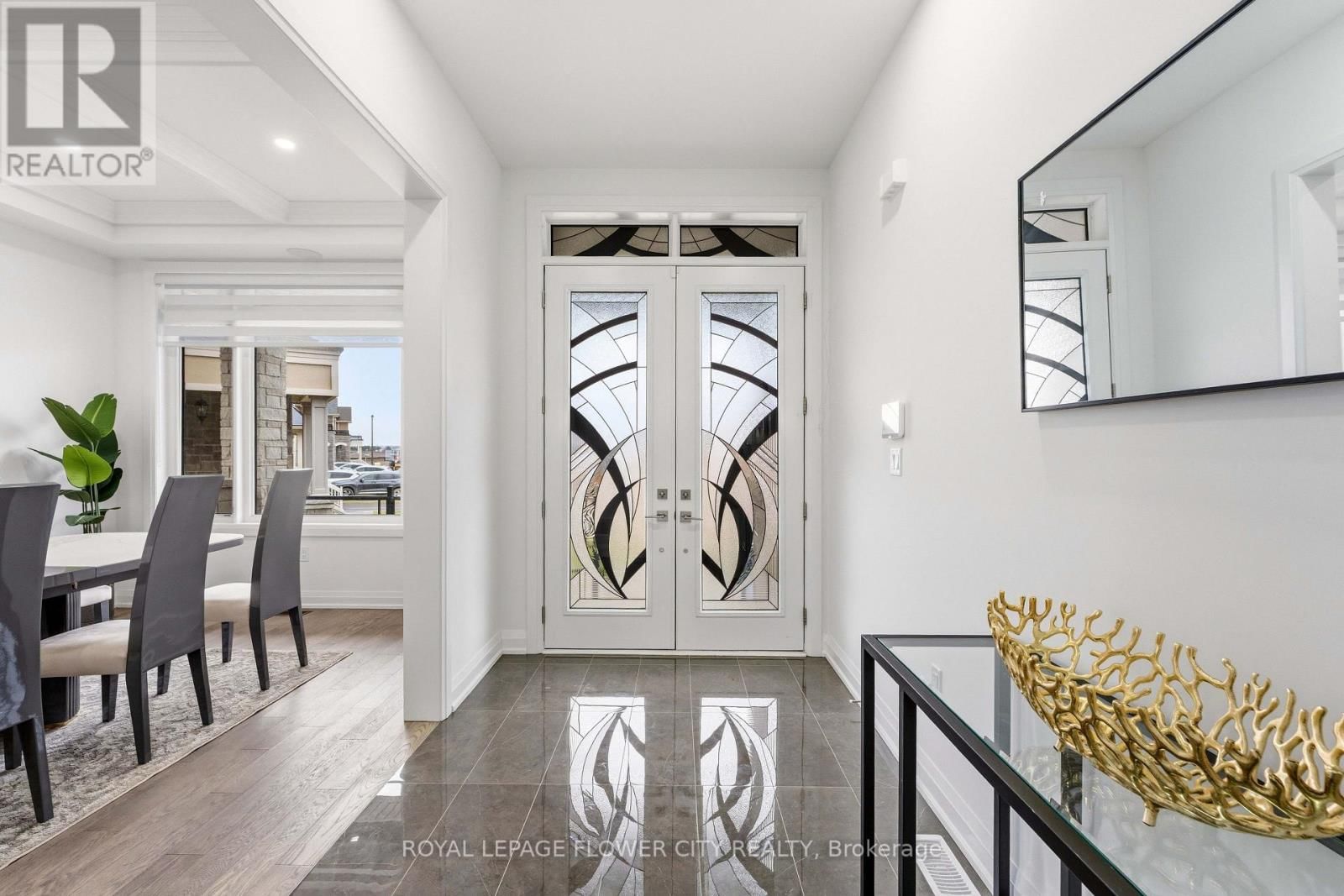 13 PEAREN HEIGHTS Image 10