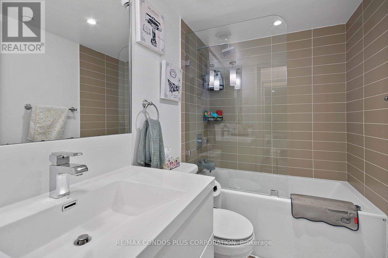 1802 - 9 VALHALLA INN ROAD Image 26