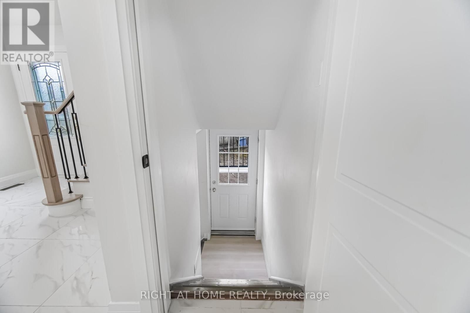 20 PEPPERWOOD PLACE Image 33