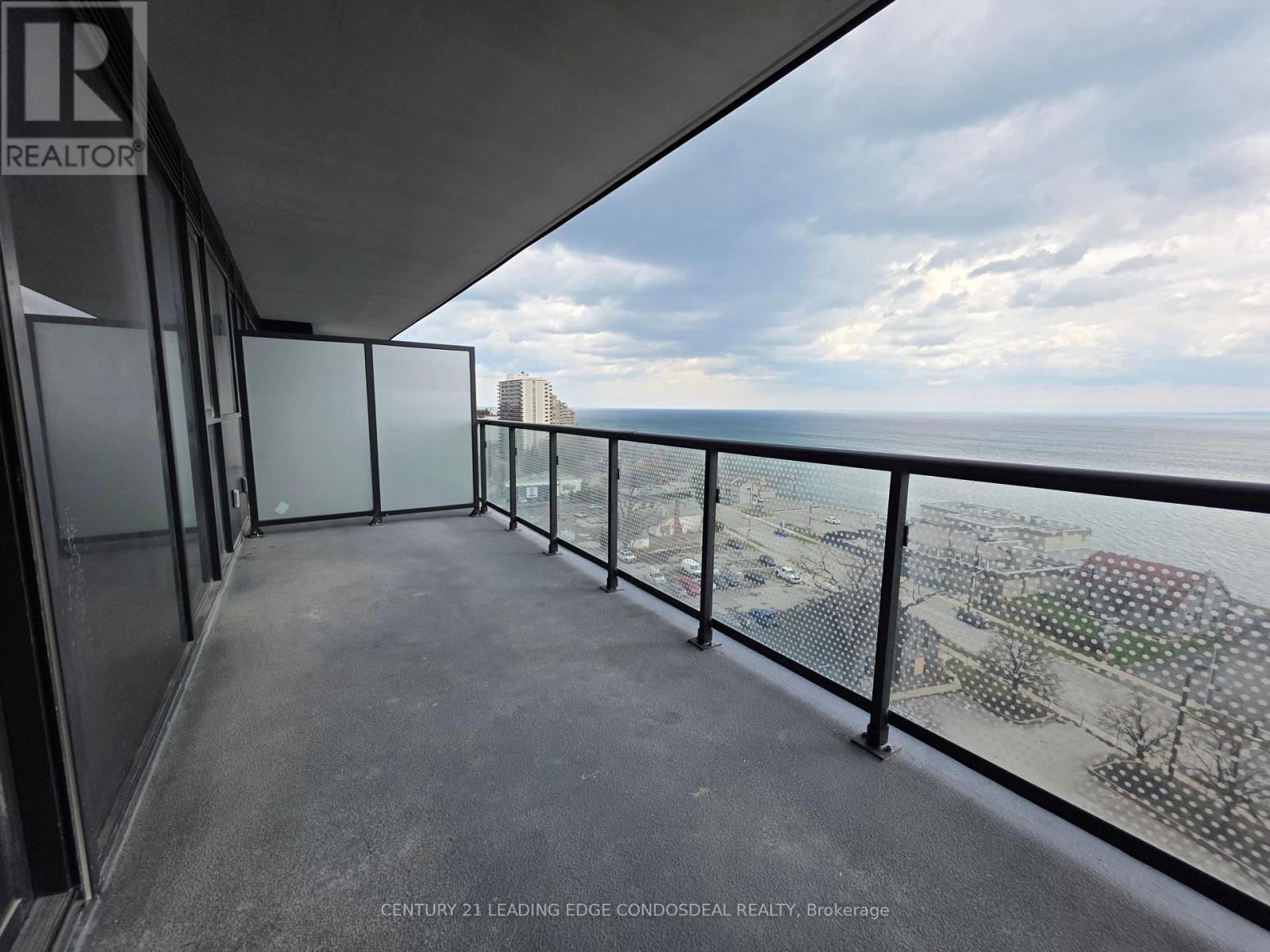 807 - 2075 LAKESHORE ROAD Image 13