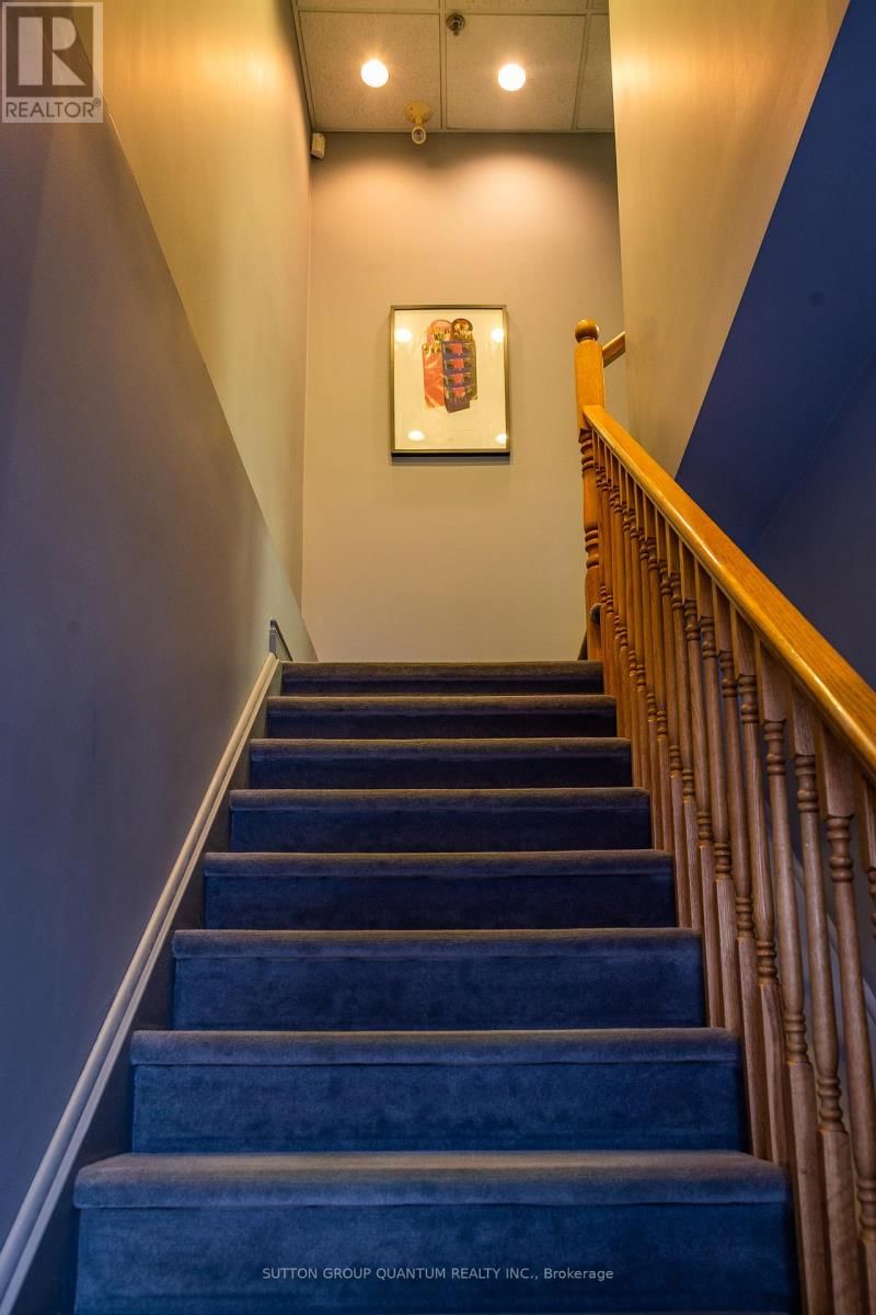 19 - 5100 SOUTH SERVICE ROAD Image 27