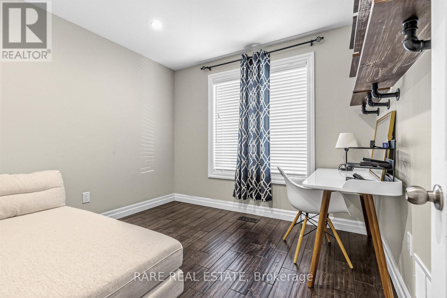 69 FLETCHERDON CRESCENT Image 24