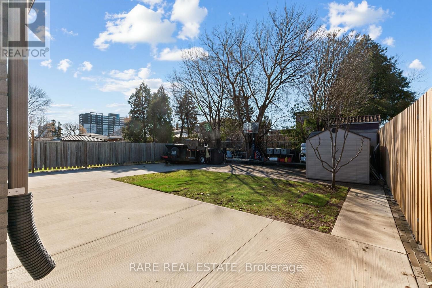 69 FLETCHERDON CRESCENT Image 35