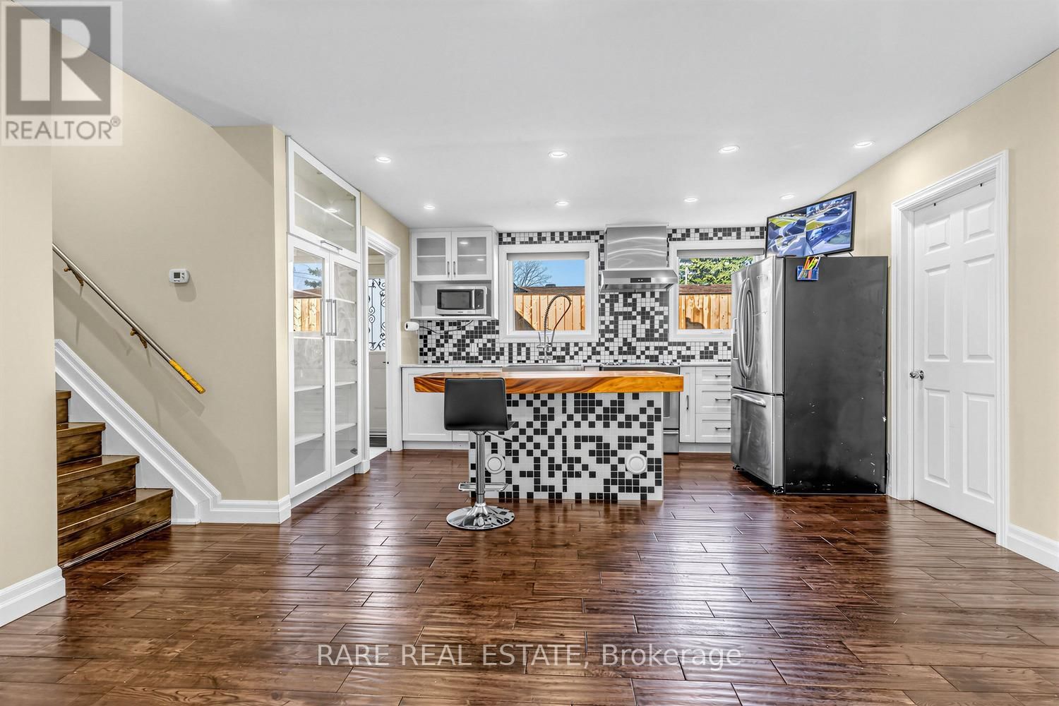 69 FLETCHERDON CRESCENT Image 8