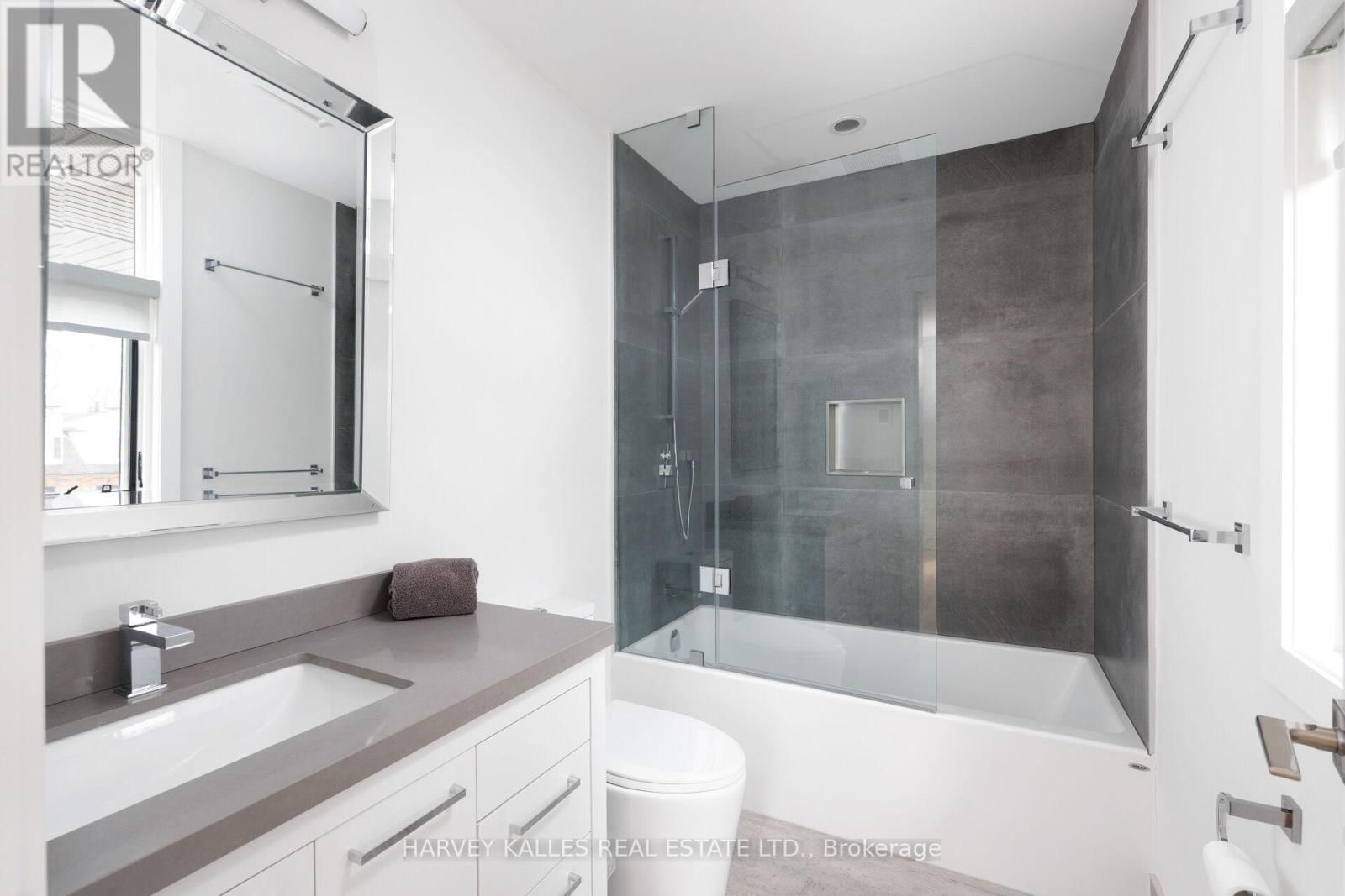 43 BALLACAINE DRIVE Image 40