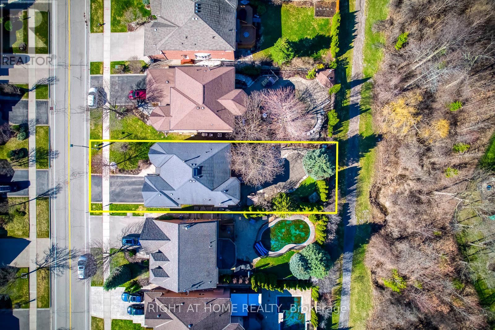 1403 BAYSHIRE DRIVE Image 3