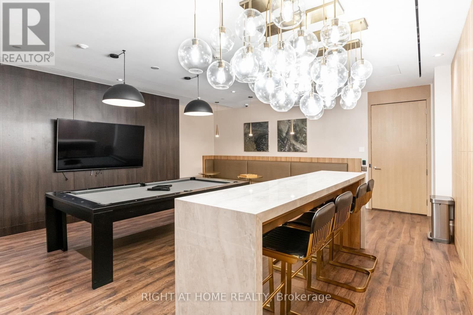 506 - 21 PARK STREET EAST Image 46