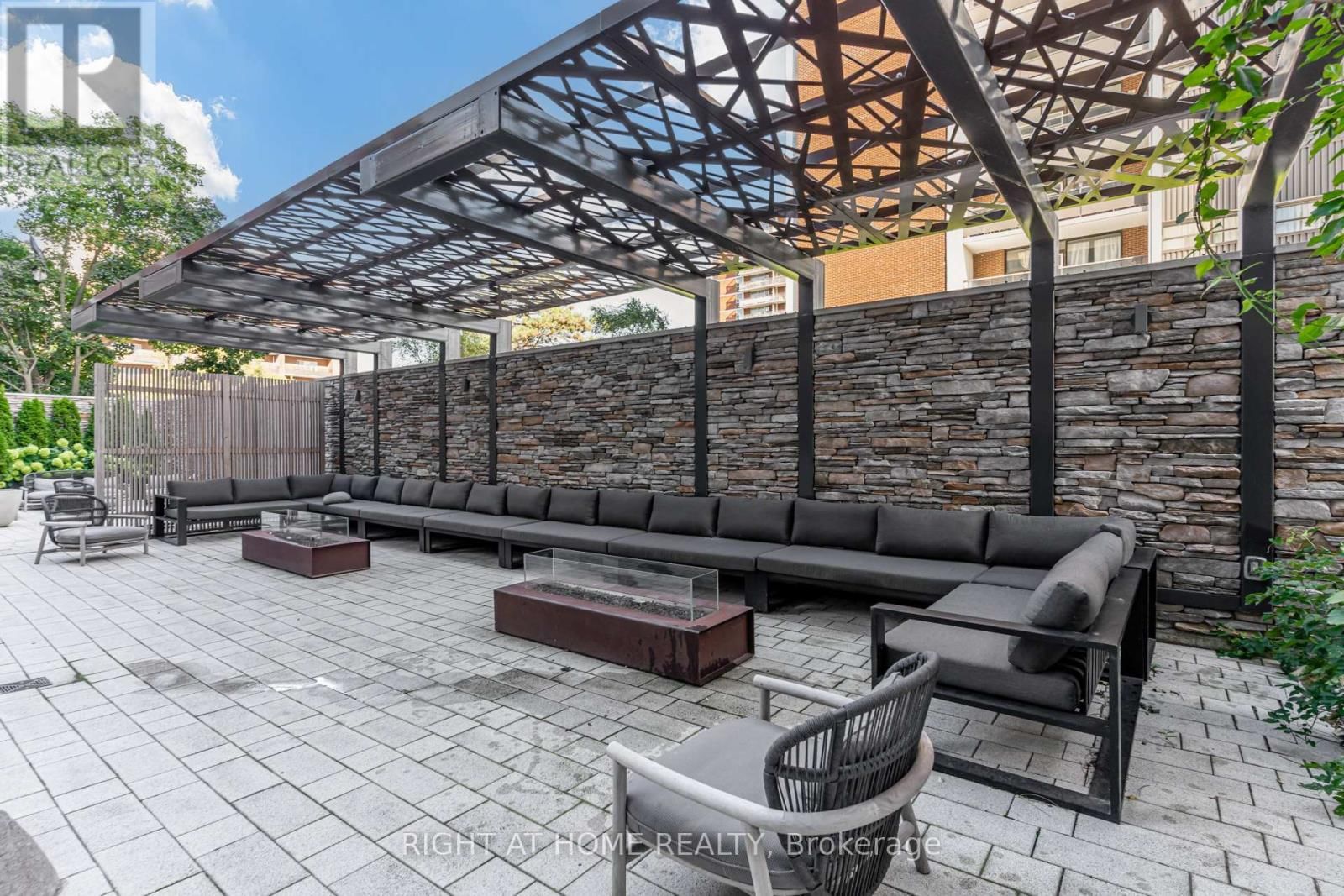 506 - 21 PARK STREET EAST Image 49