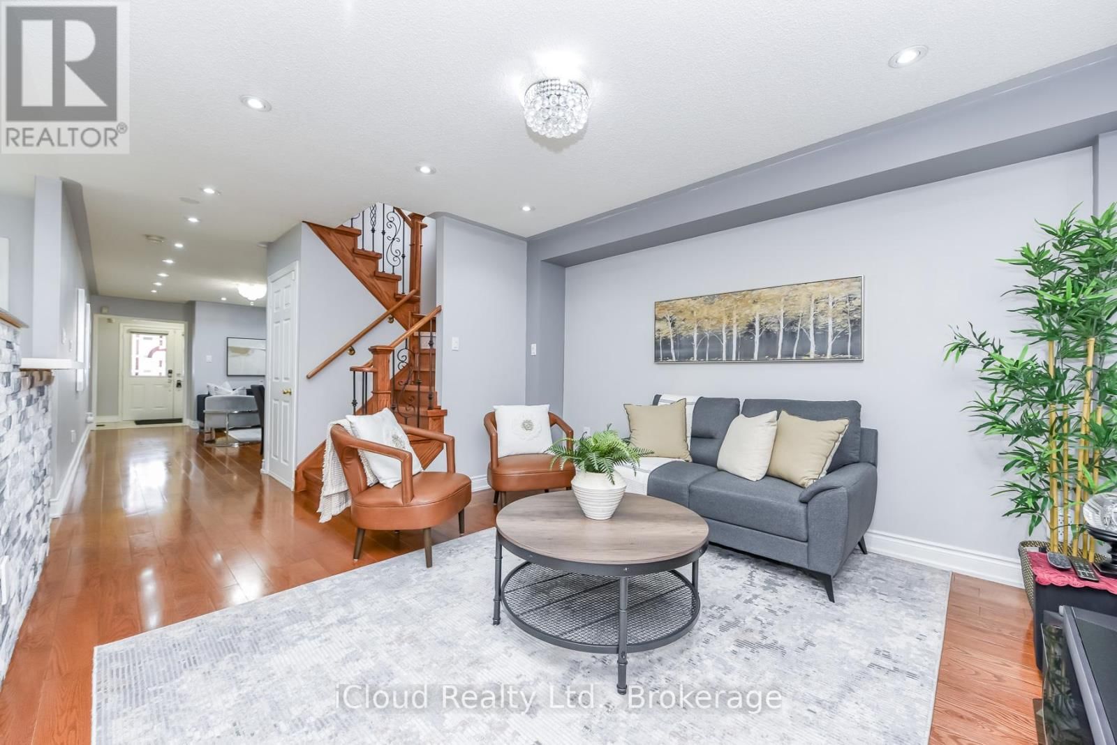 5922 DELLE DONNE DRIVE Image 9