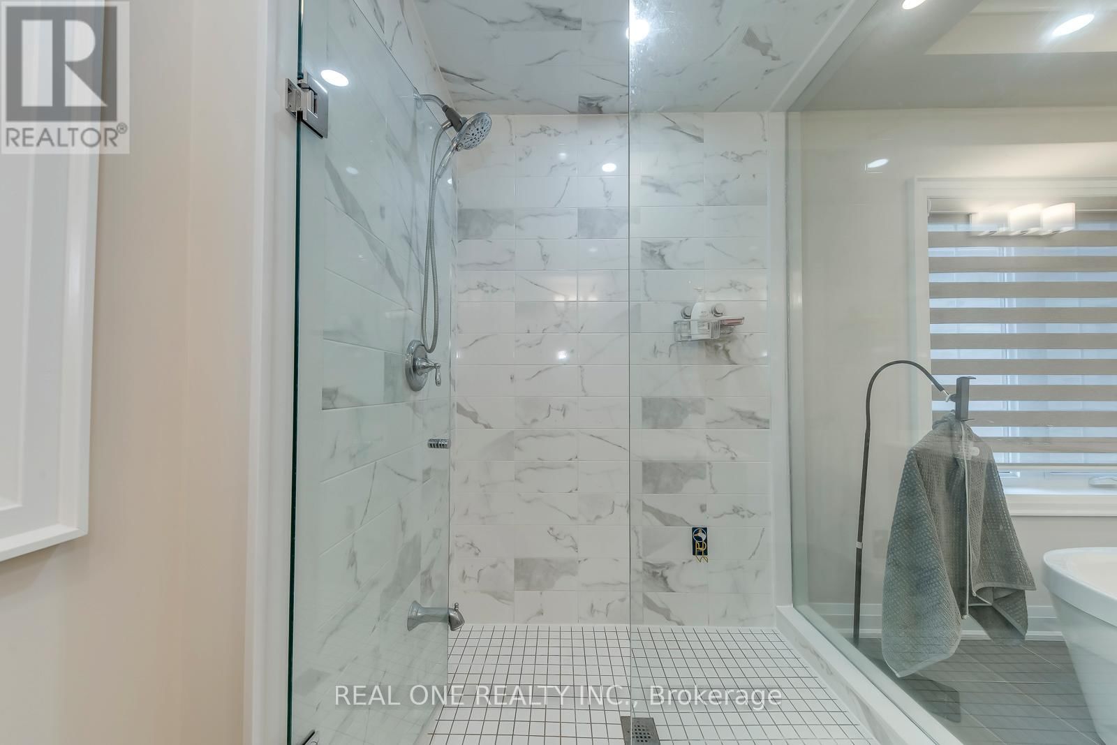 1103 JOHN LAIRD CIRCLE Image 29