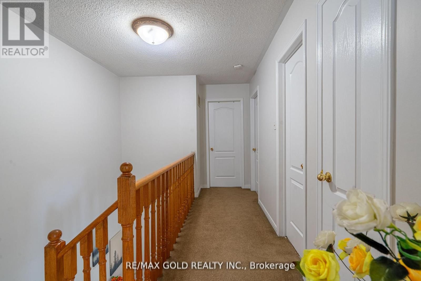 94 BIGHORN CRESCENT Image 25