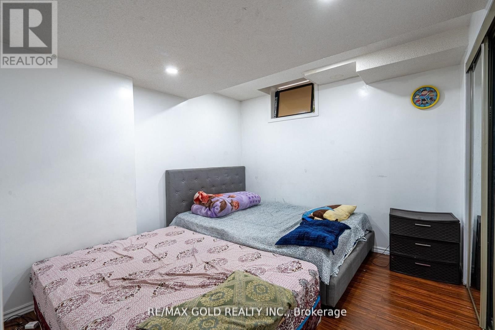 94 BIGHORN CRESCENT Image 31