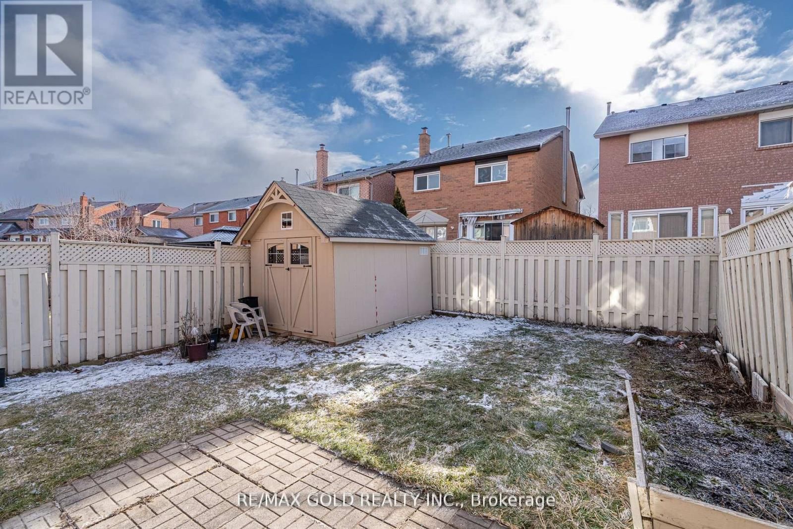 94 BIGHORN CRESCENT Image 33