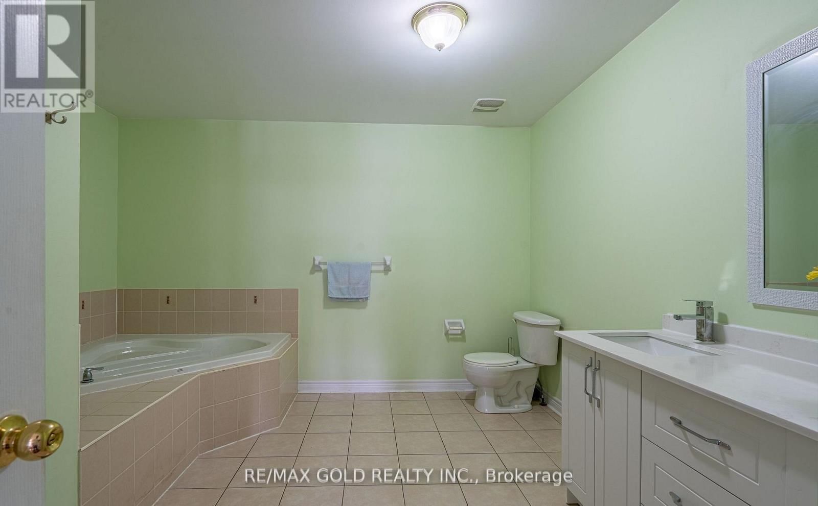 311 FATHER TOBIN ROAD Image 20