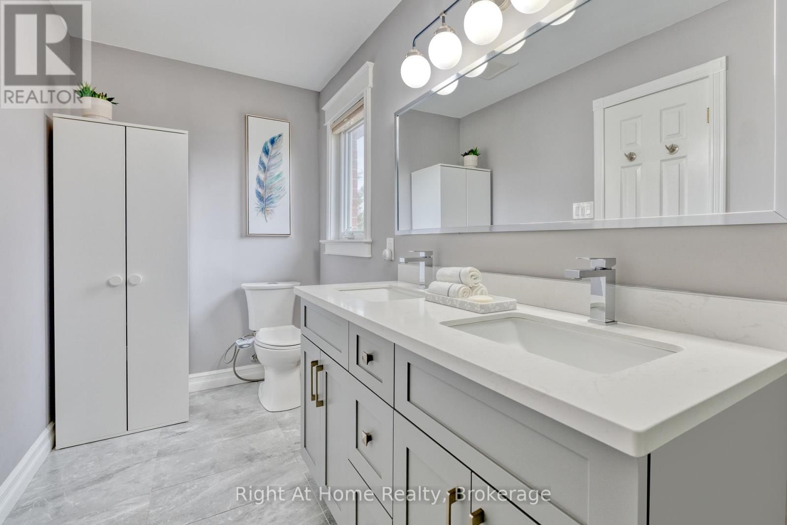 319 RIVER OAKS BOULEVARD WEST Image 30