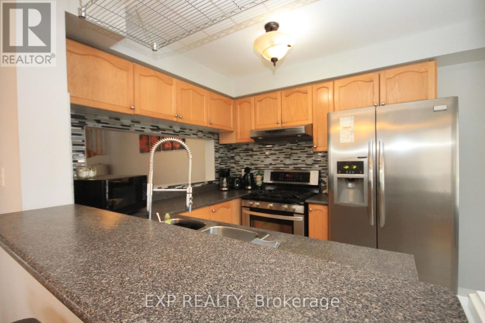 1318 MOWAT LANE Image 8