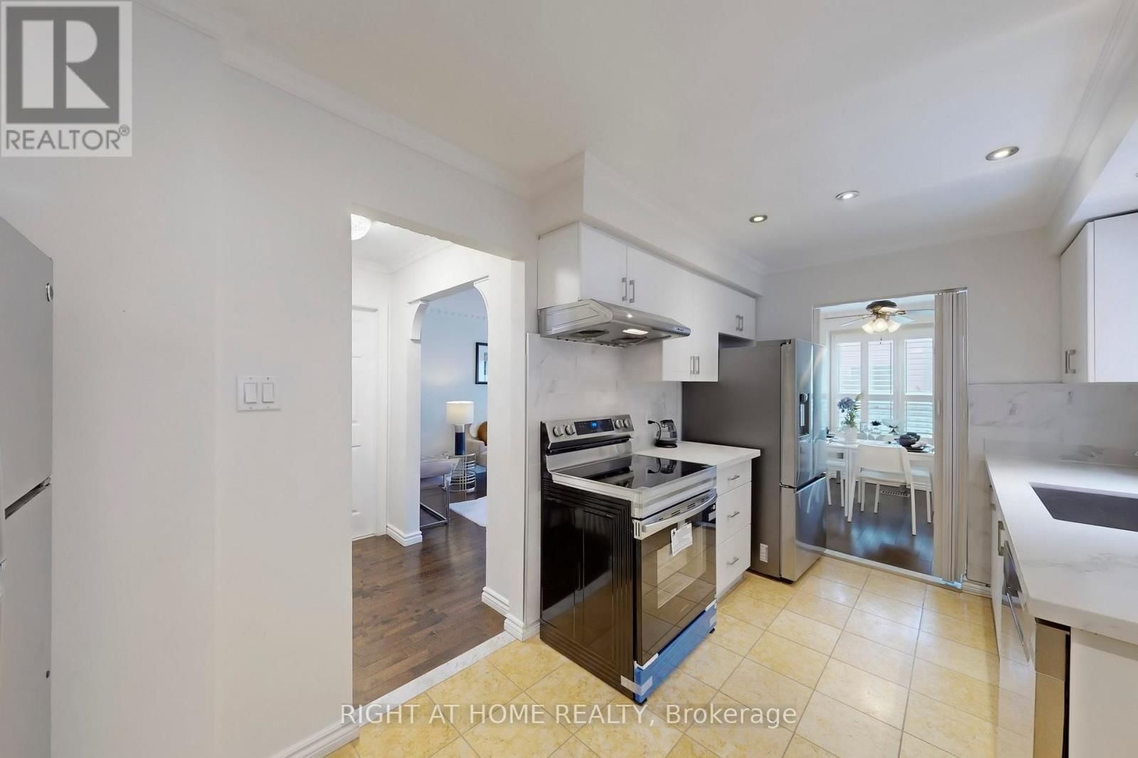 4151 QUAKER HILL DRIVE Image 14