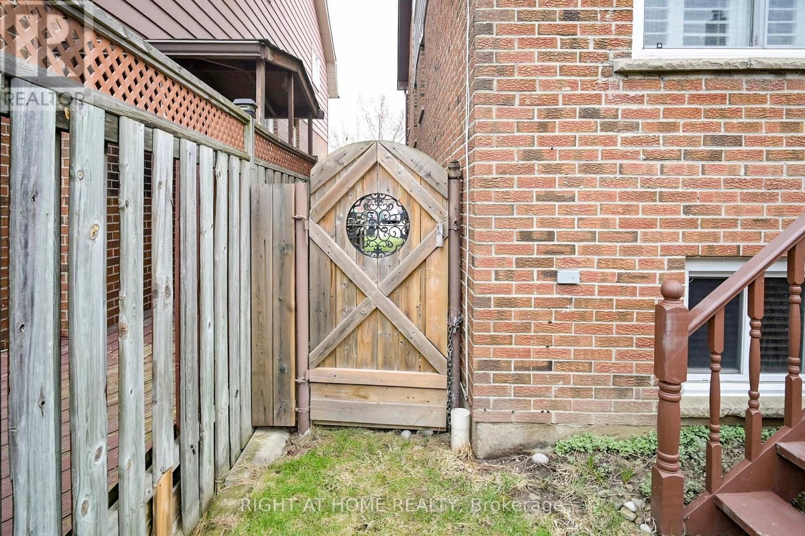 4151 QUAKER HILL DRIVE Image 48