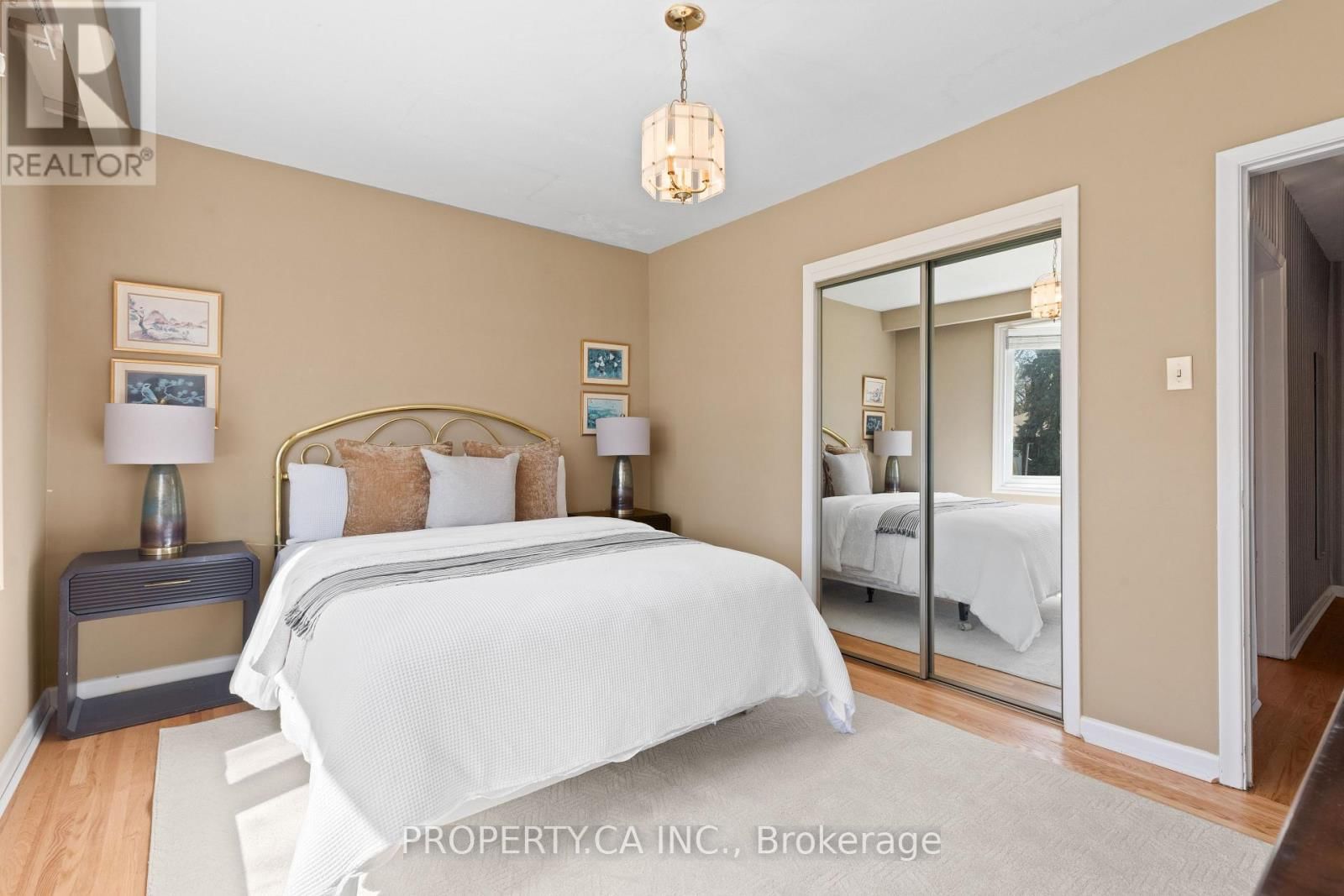 38 FLORIDA CRESCENT Image 16