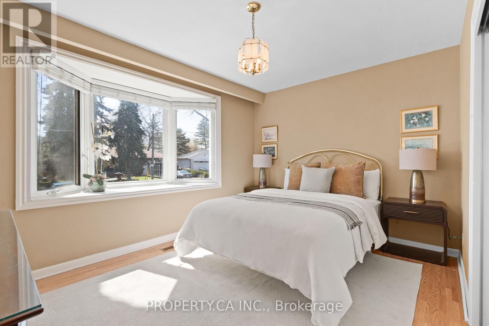 38 FLORIDA CRESCENT Image 18