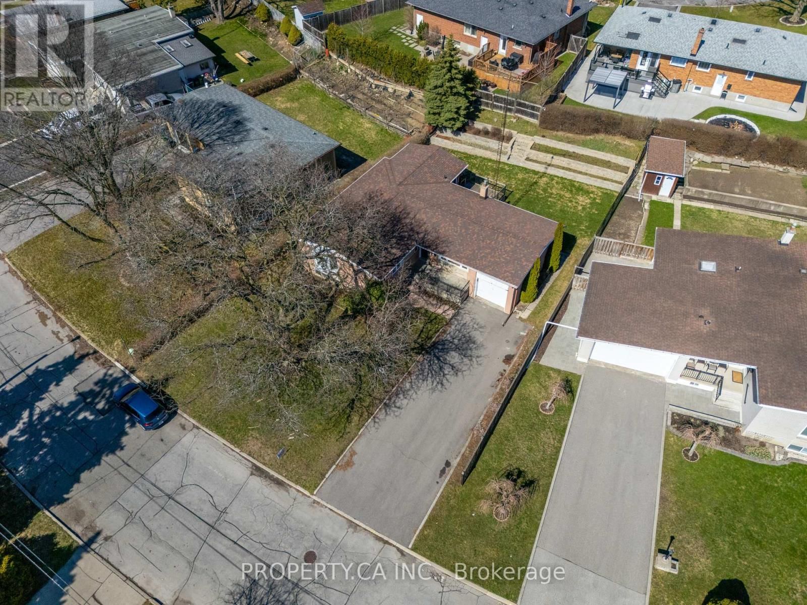 38 FLORIDA CRESCENT Image 26