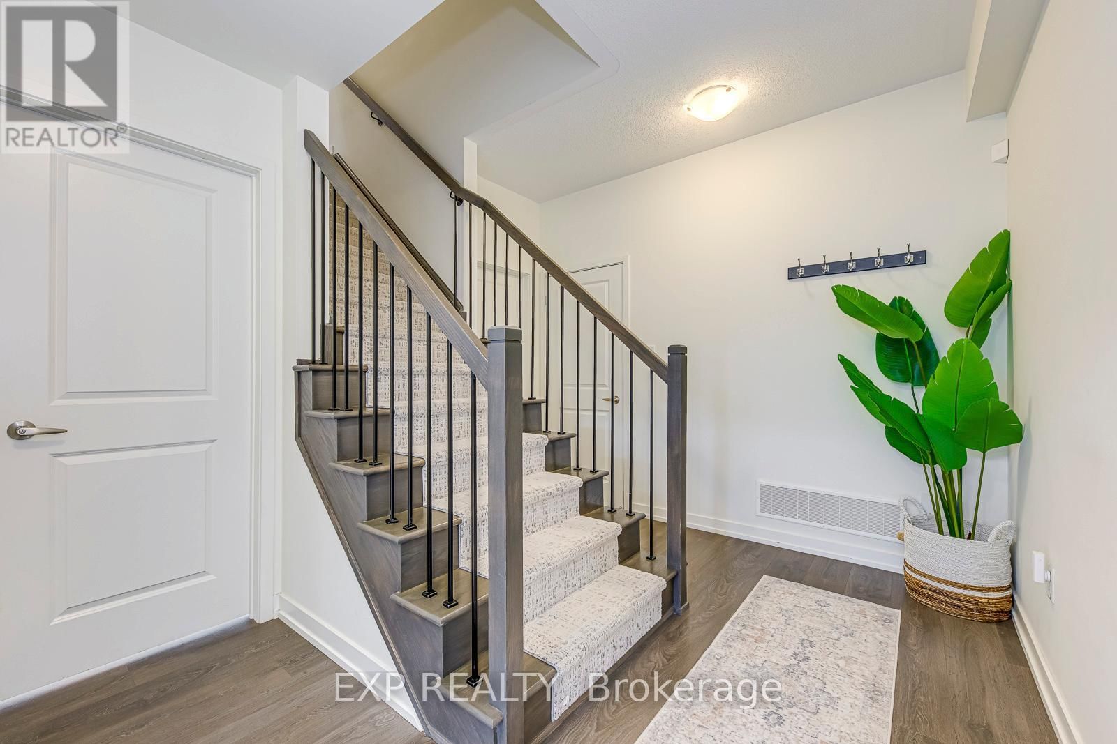 3075 ERNEST APPELBE BOULEVARD Image 8