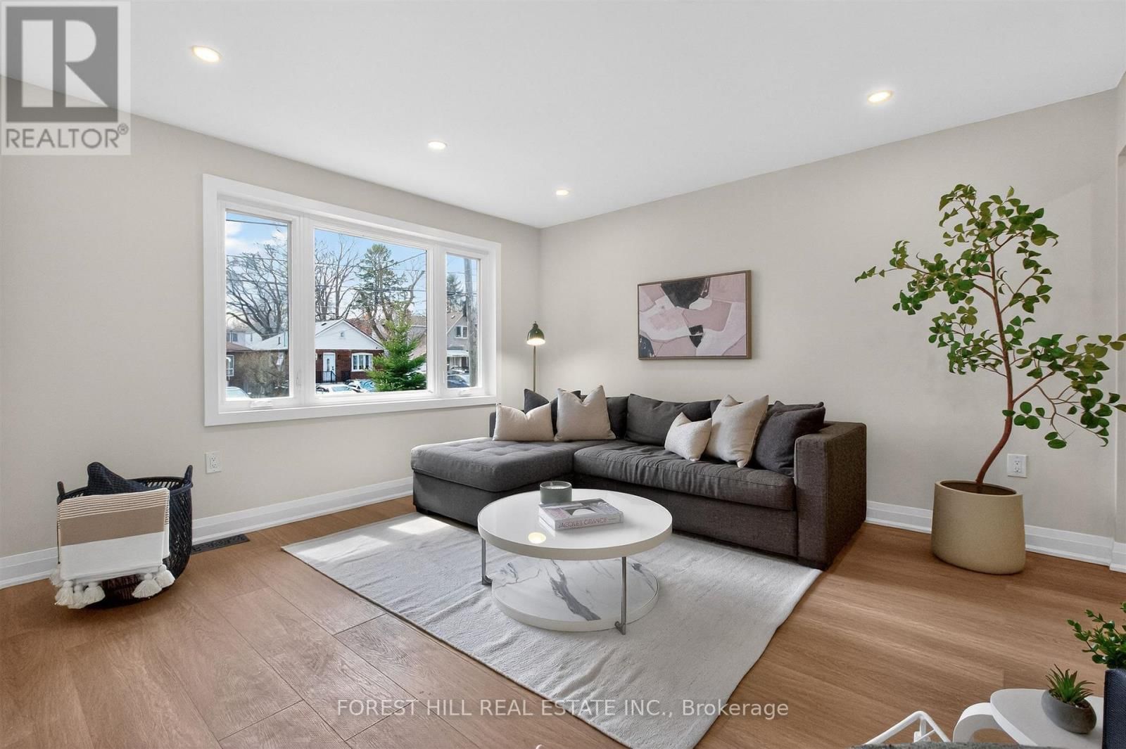 17 ALEXANDER STREET Image 3