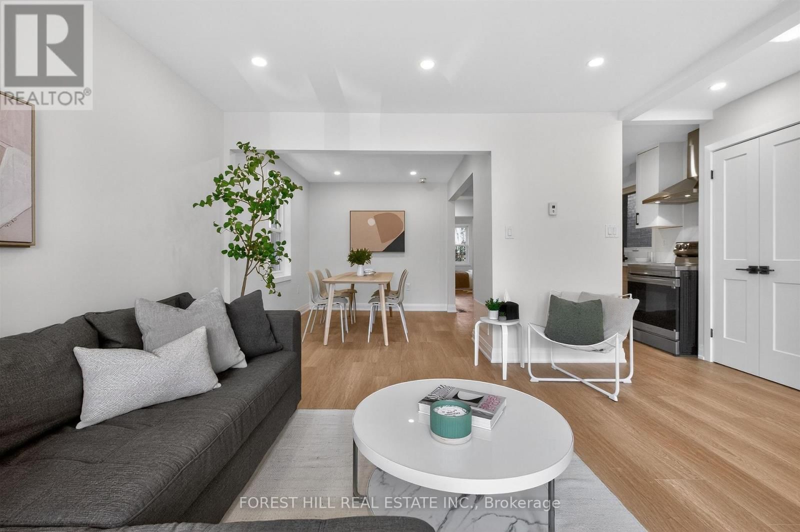 17 ALEXANDER STREET Image 7