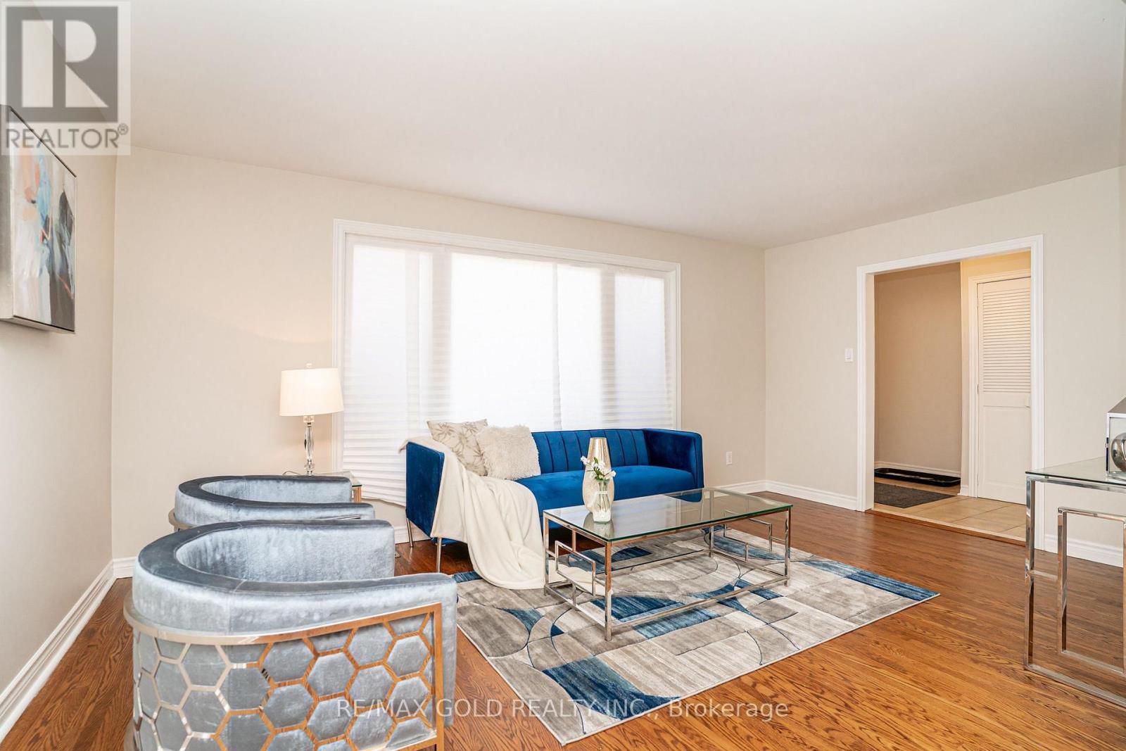 27 DAVENPORT CRESCENT Image 10