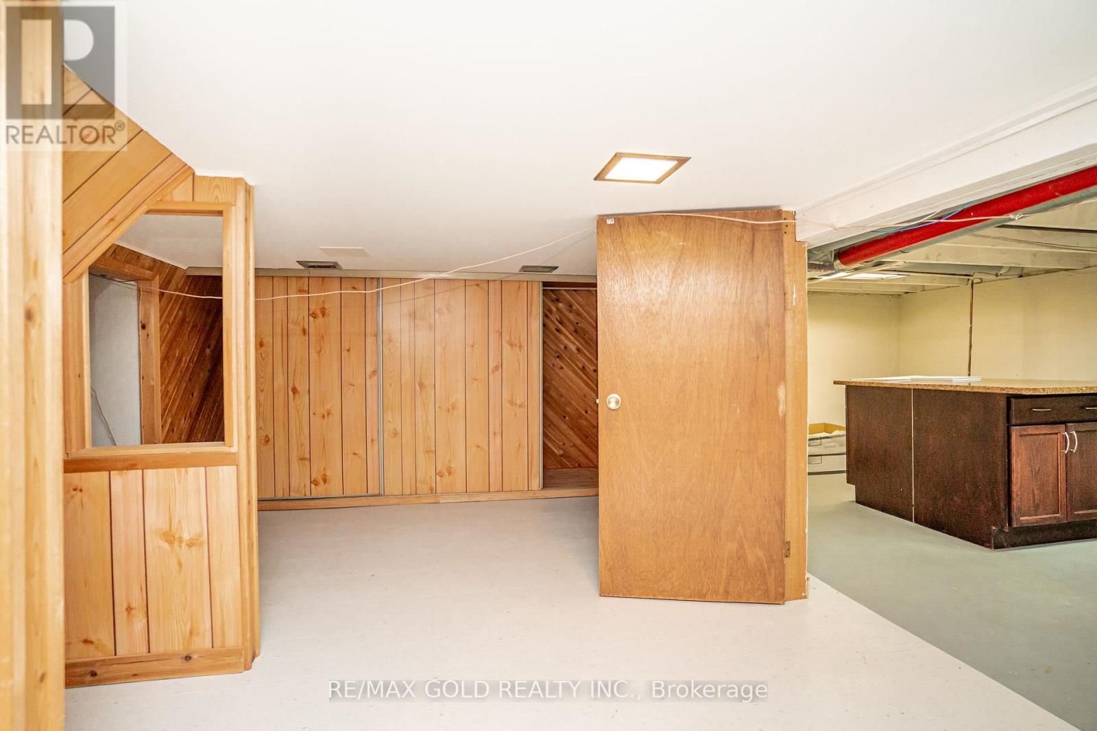 27 DAVENPORT CRESCENT Image 35