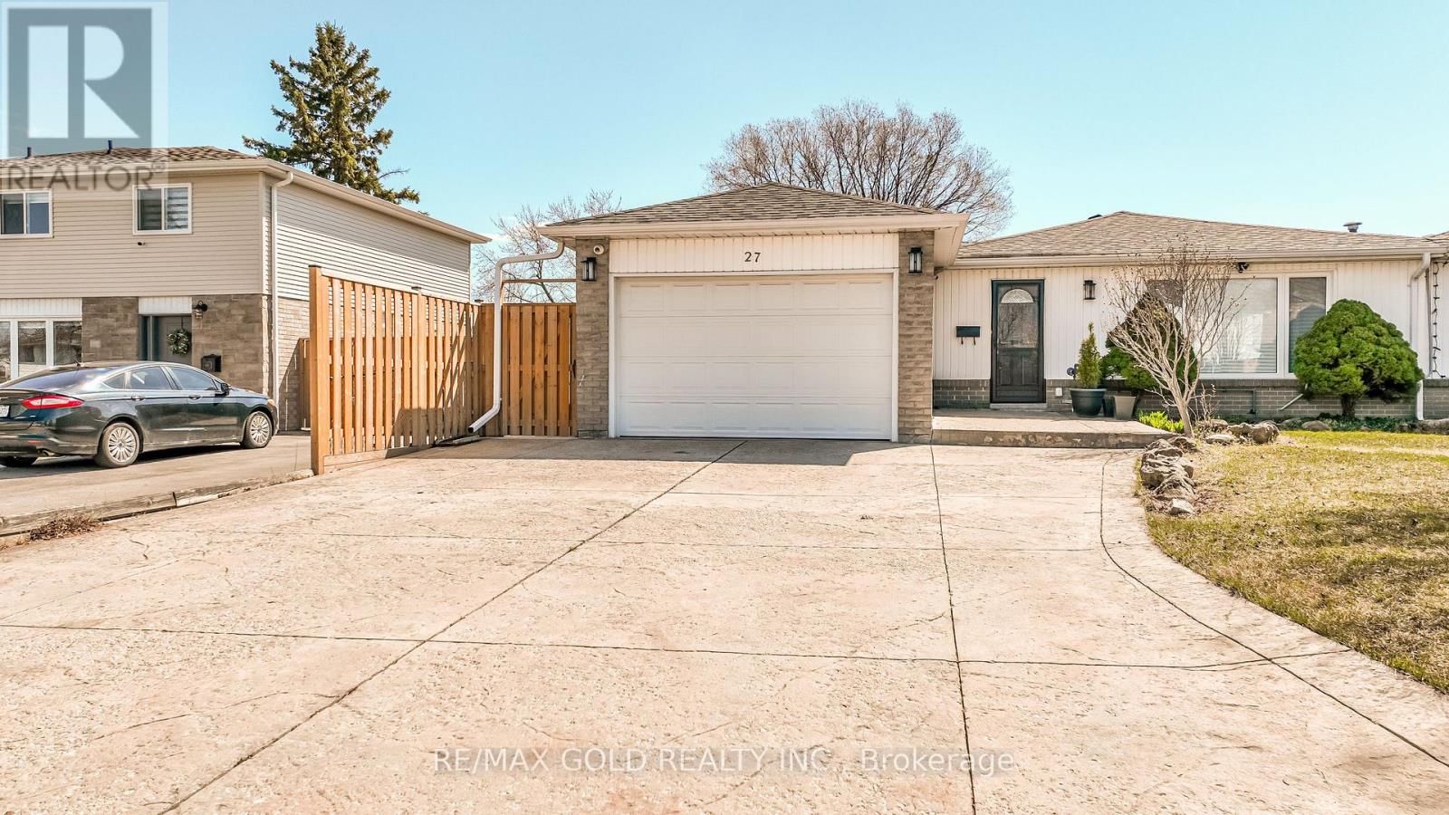 27 DAVENPORT CRESCENT Image 4