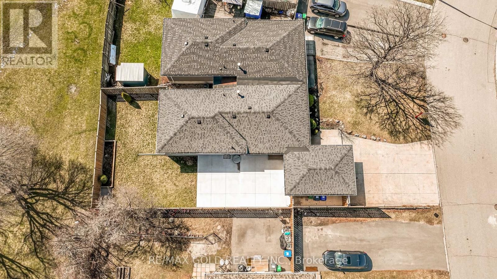 27 DAVENPORT CRESCENT Image 44