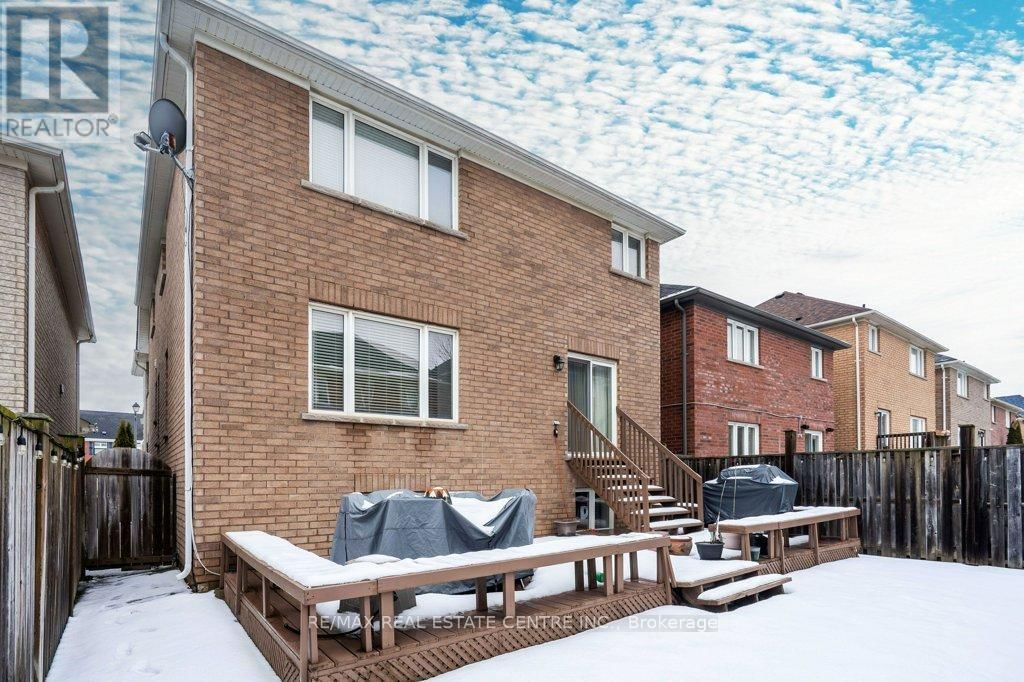 673 ARMSTRONG BOULEVARD Image 41