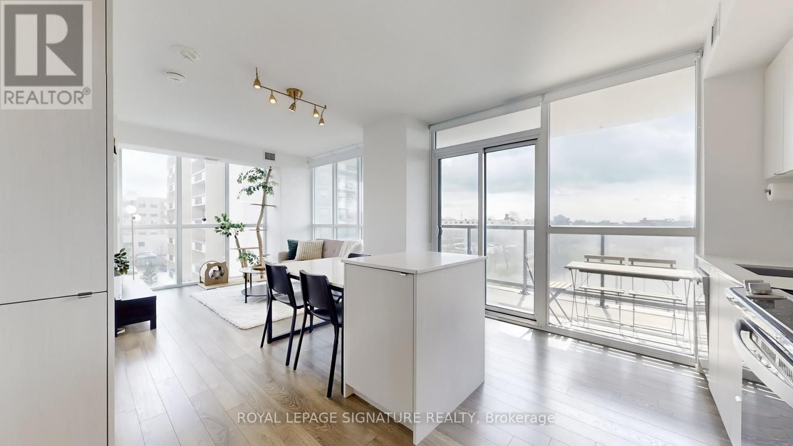 509 - 1461 LAWRENCE AVENUE WEST Image 13