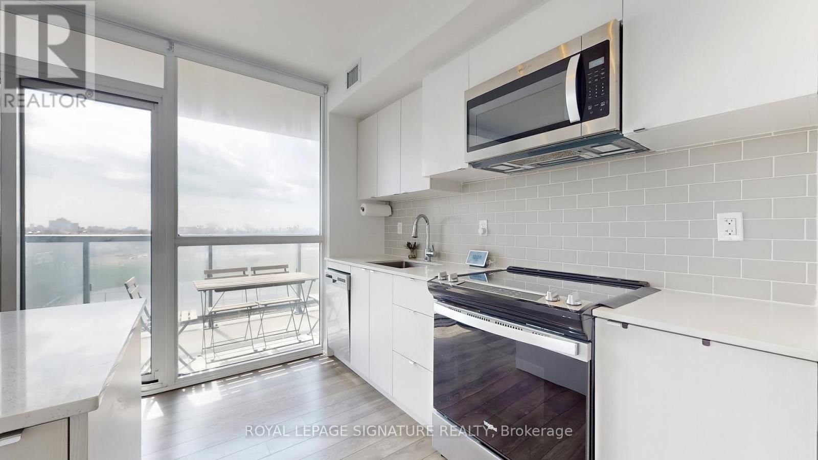 509 - 1461 LAWRENCE AVENUE WEST Image 15