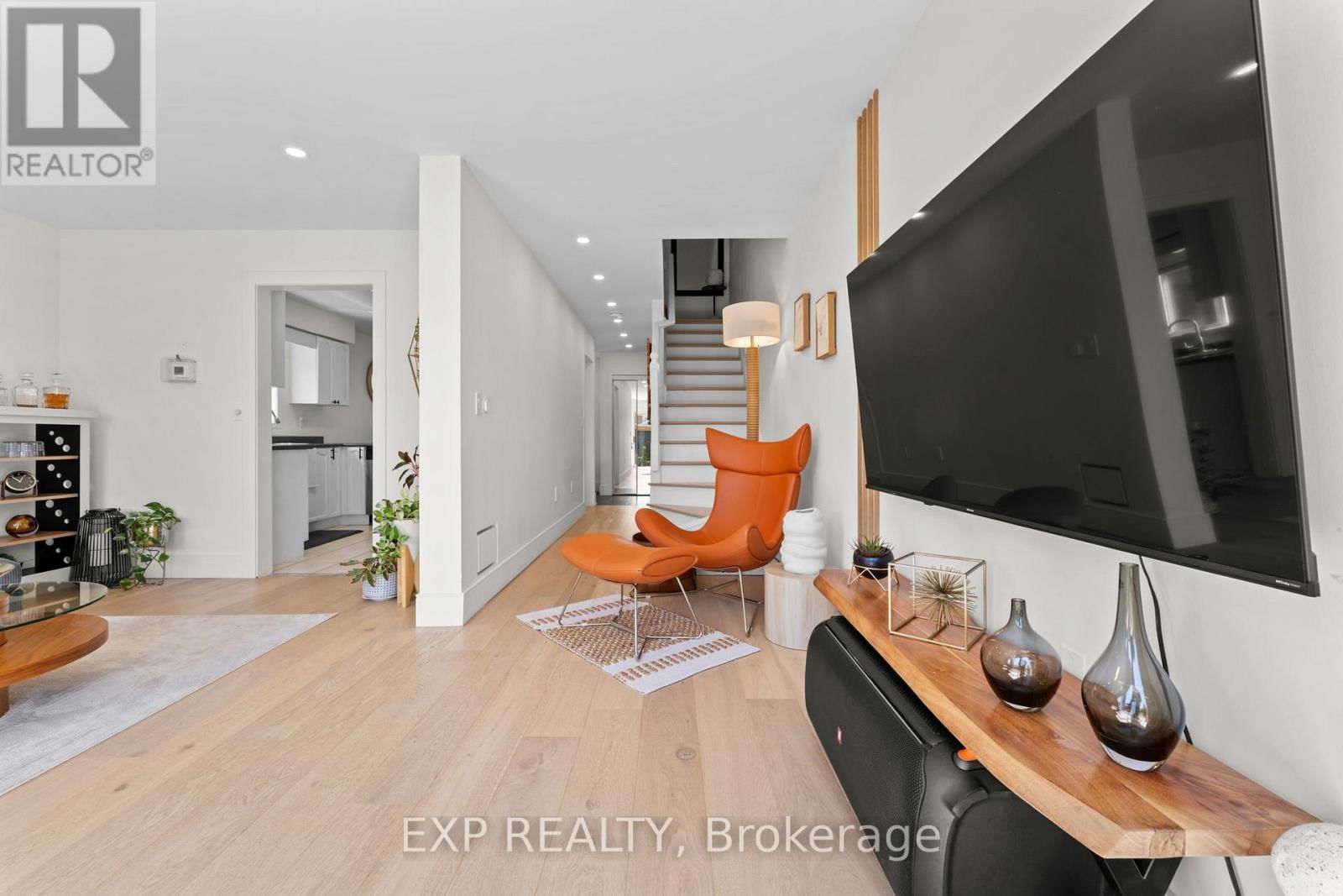 7224 VISOR GATE Image 24