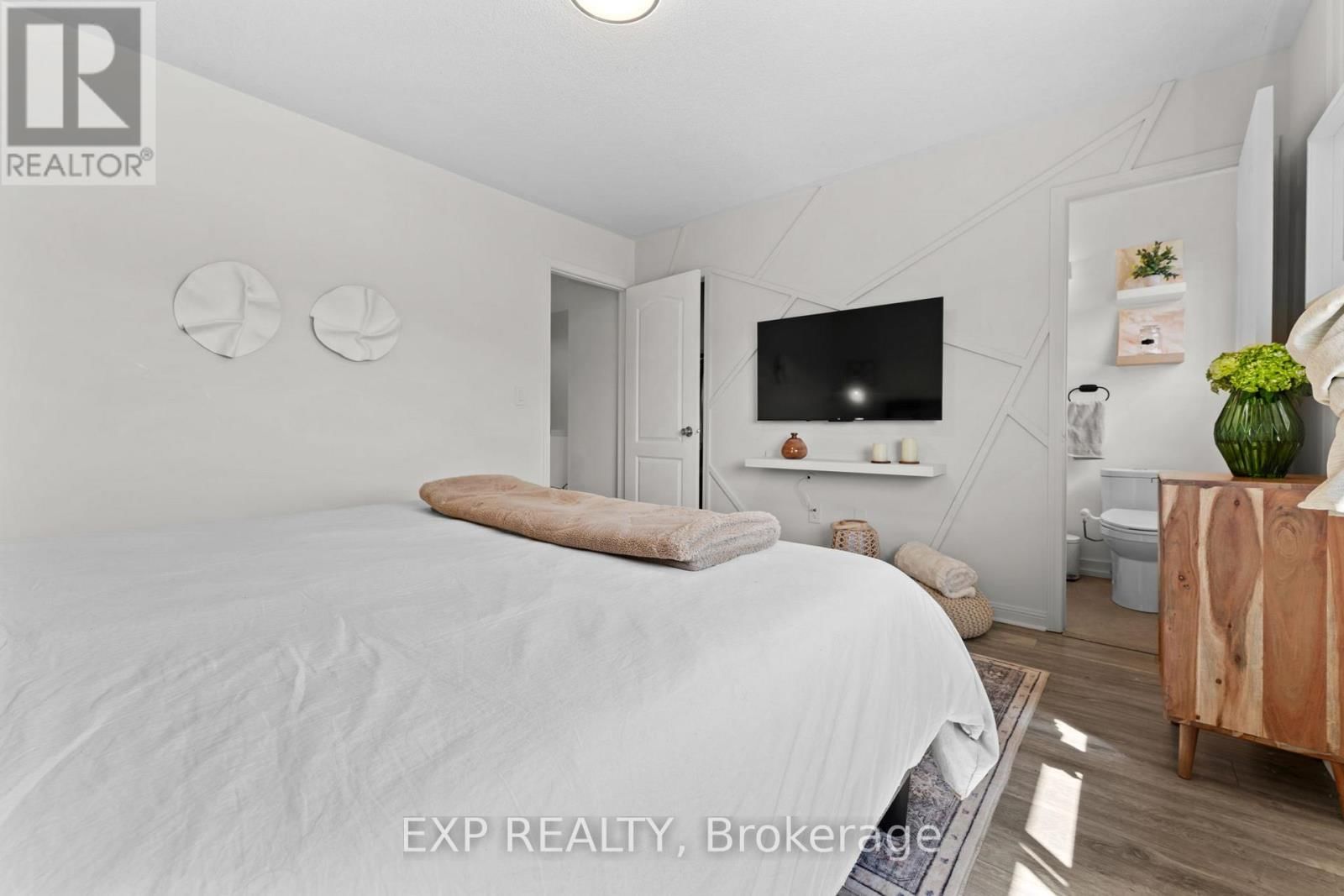 7224 VISOR GATE Image 27